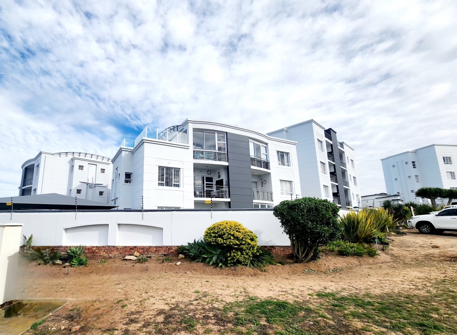 3 Bedroom Property for Sale in Reebok Western Cape